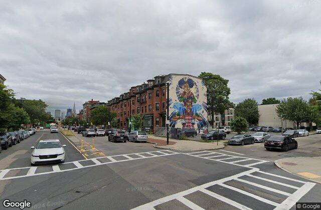 150 Camden St apartments near Emerson